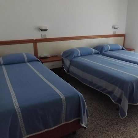 Hotel Tura Bellaria-Igea Marina Cameră foto